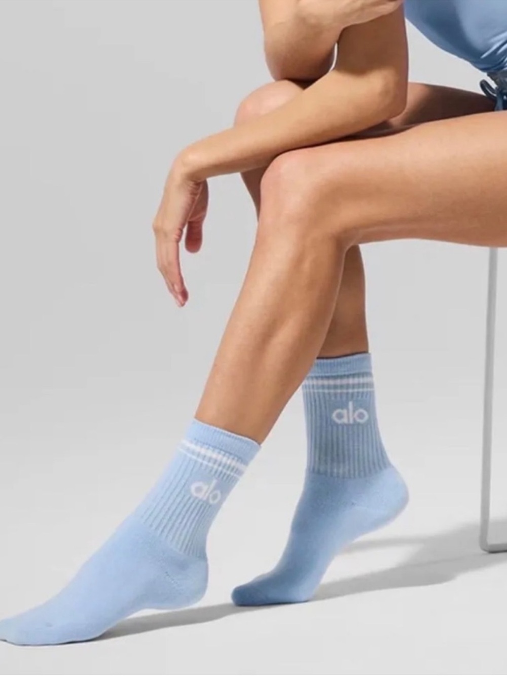 ALO Yoga Light Blue Ribbed Crew Athletic Socks - Women’s